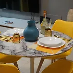 Apartment Sinfonia *