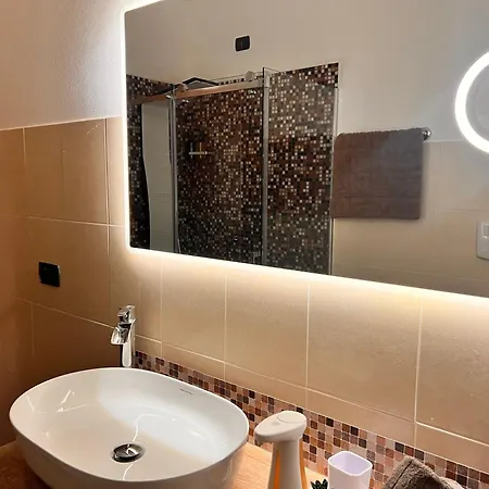 Sinfonia Apartment